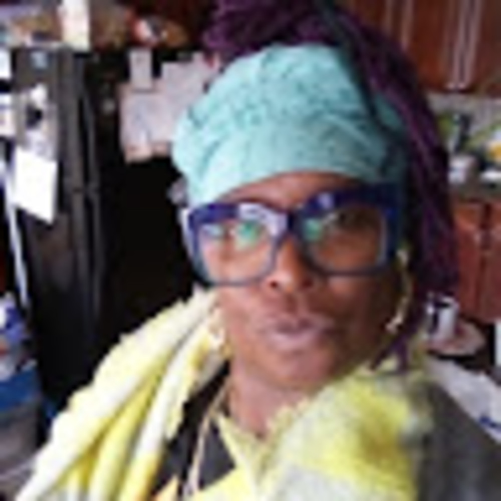 Meet your Posher, Shanta